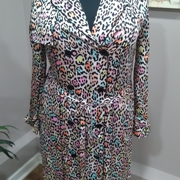 BCBG Maxazria Multi Color Animal Print Trench Style Duster - Picture 3 of 16
